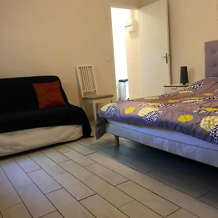 A 40 M² Proche Du Jardin Apartment *