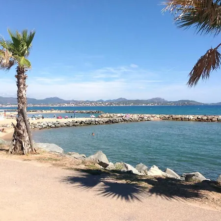 Apartment A 40 M² Proche Du Jardin Frejus