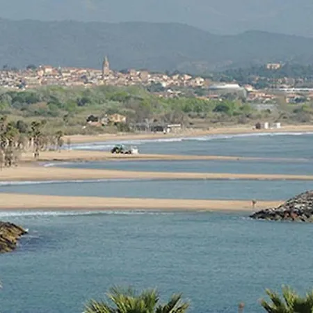A Frejus, 40 M², Proche Du Jardin *